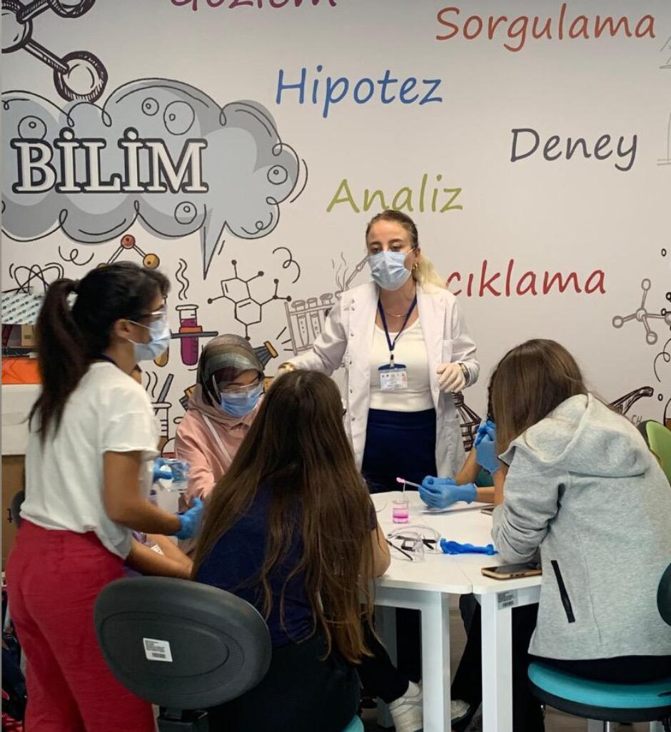 Prof. Dr. Buket Bezgin Çarbaş